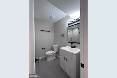 2821 E Girard Ave #B, Philadelphia, PA 19130 - Photo 13