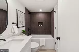 612 N Brenna Walk, Philadelphia, PA 19123 - Photo 33