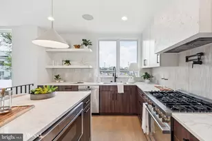 612 N Brenna Walk, Philadelphia, PA 19123 - Photo 9