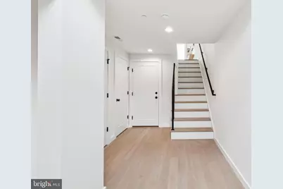 612 N Brenna Walk, Philadelphia, PA 19123 - Photo 5