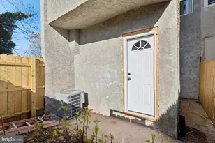 2350 N Opal St, Philadelphia, PA 19132 - Photo 23