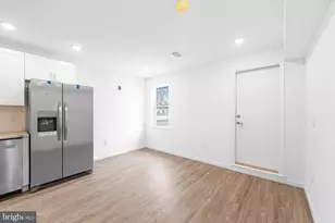 913 N 43rd St, Philadelphia, PA 19104 - Photo 5