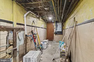 726 N 48th St, Philadelphia, PA 19139 - Photo 25