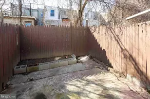 2542 N Water St, Philadelphia, PA 19125 - Photo 13