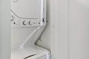 2031 Locust St, Philadelphia, PA 19103 - Photo 13