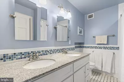 614 S 10th Street, Philadelphia, PA 19147 - Photo 33