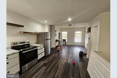 902 W Somerset Street, Philadelphia, PA 19133 - Photo 3