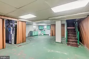 1445 Rhawn St, Philadelphia, PA 19111 - Photo 29