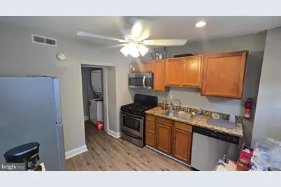 138 Levering Street, Philadelphia, PA 19127 - Photo 3