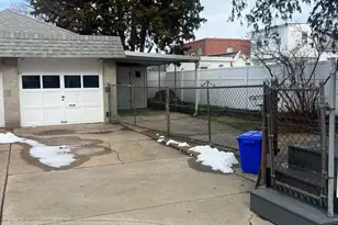 1337 Bleigh Ave, Philadelphia, PA 19111 - Photo 5