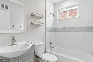 5754 Cedar Ave, Philadelphia, PA 19143 - Photo 17