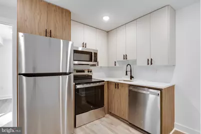 715 W Cumberland Street #B, Philadelphia, PA 19133 - Photo 3