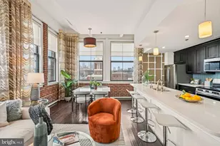 315 New St, Philadelphia, PA 19106 - Photo 3