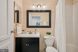 315 New St, Philadelphia, PA 19106 - Photo 23