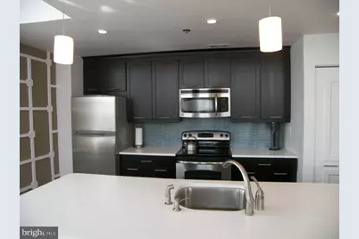 315 New Street #521, Philadelphia, PA 19106 - Photo 11