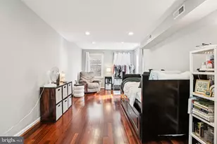 927 S 13th St, Philadelphia, PA 19147 - Photo 23