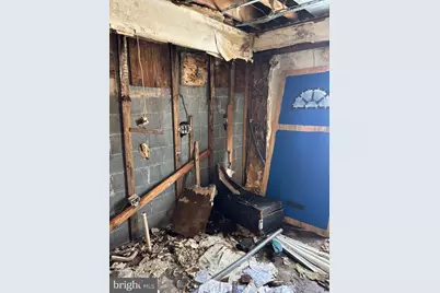 8211 Buist Avenue, Philadelphia, PA 19153 - Photo 3