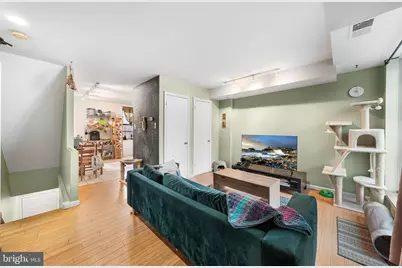 1023 S 6th Street, Philadelphia, PA 19147 - Photo 13