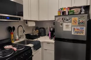 2031 Locust St, Philadelphia, PA 19103 - Photo 5