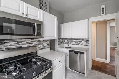 2031 Locust Street #602, Philadelphia, PA 19103 - Photo 5