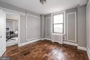 2031 Locust St, Philadelphia, PA 19103 - Photo 11