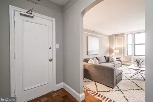 2031 Locust St, Philadelphia, PA 19103 - Photo 17