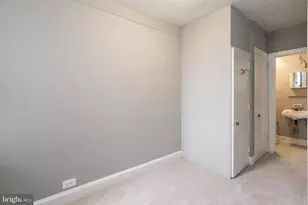 2031 Locust St, Philadelphia, PA 19103 - Photo 15