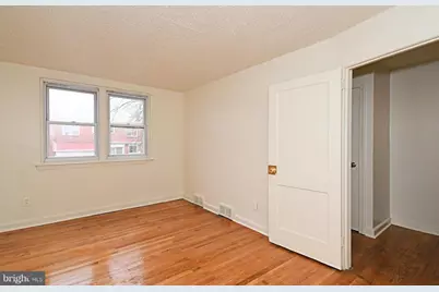 1107 E Sharpnack Street, Philadelphia, PA 19150 - Photo 23
