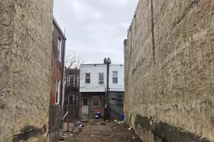 2439 N 33rd St, Philadelphia, PA 19132 - Photo 5