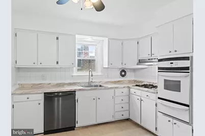 912 Bergen Street, Philadelphia, PA 19111 - Photo 9