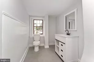 7701 Ridge Ave, Philadelphia, PA 19128 - Photo 11