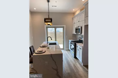 606 Hoffman Street, Philadelphia, PA 19148 - Photo 3