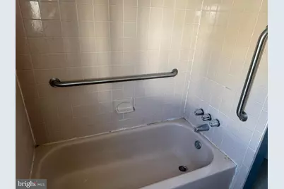 319 Mercy Street, Philadelphia, PA 19148 - Photo 13