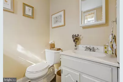 1422 Lombard Street, Philadelphia, PA 19146 - Photo 19