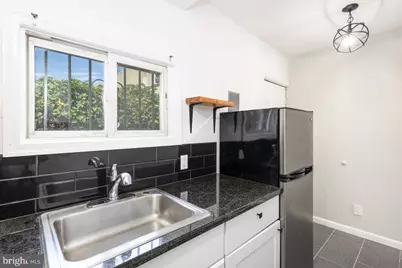 2316 N Myrtlewood Street, Philadelphia, PA 19132 - Photo 15