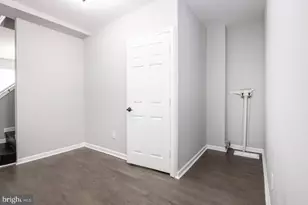 2316 N Myrtlewood St, Philadelphia, PA 19132 - Photo 11