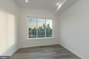 710 N 16th St, Philadelphia, PA 19130 - Photo 13