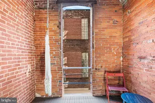 205 Cuthbert St, Philadelphia, PA 19106 - Photo 19