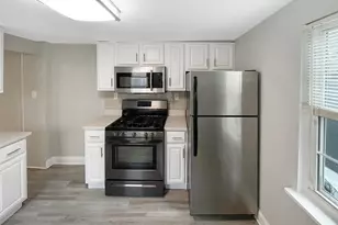 160 McClellan St, Philadelphia, PA 19148 - Photo 3