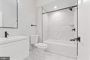 2216 Trenton Ave, Philadelphia, PA 19125 - Photo 11