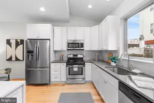 226 Mercer St, Philadelphia, PA 19125 - Photo 9