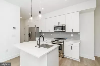 2002 Frankford Ave #301, Philadelphia, PA 19125 - Photo 9