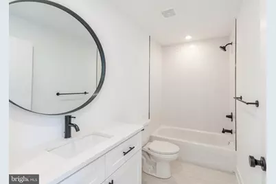 2002 Frankford Ave #301, Philadelphia, PA 19125 - Photo 21