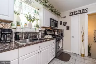 725 Brighton St, Philadelphia, PA 19111 - Photo 7