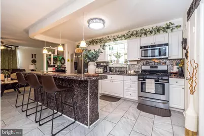 725 Brighton Street, Philadelphia, PA 19111 - Photo 9