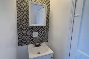 356 E Walnut Ln, Philadelphia, PA 19144 - Photo 9