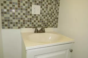 356 E Walnut Ln, Philadelphia, PA 19144 - Photo 9