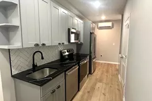 2215 N 10th St, Philadelphia, PA 19133 - Photo 1