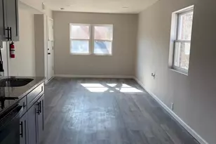 105 Devereaux Ave, Philadelphia, PA 19111 - Photo 3