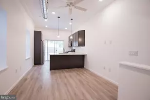 1611 Swain St, Philadelphia, PA 19130 - Photo 3